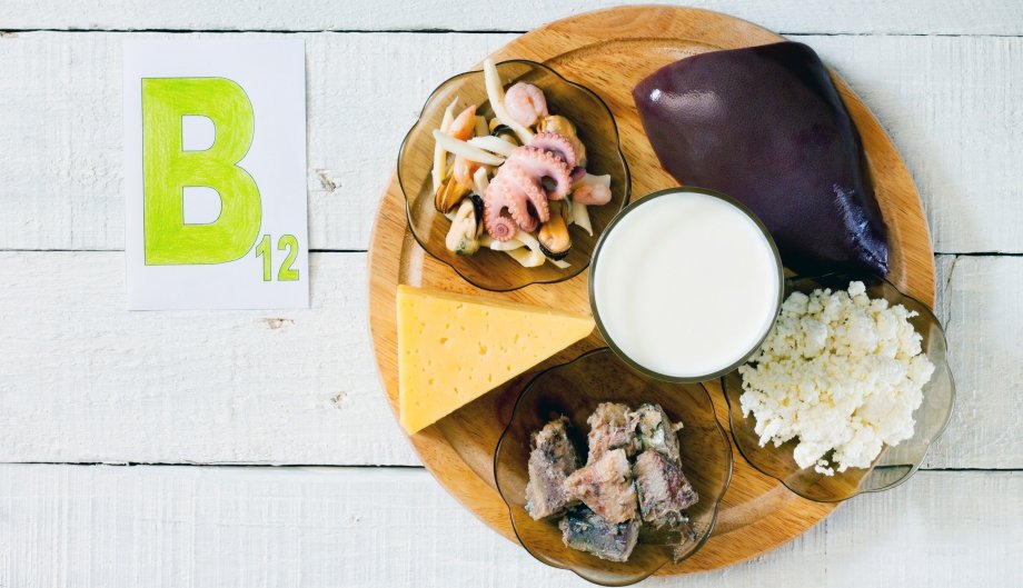 В каких продуктах содержится витамин В12?