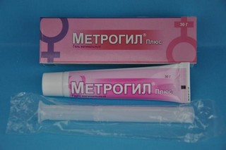 Метрогил плюс используется при бактериальном вагинозе для подавления роста бактерий
